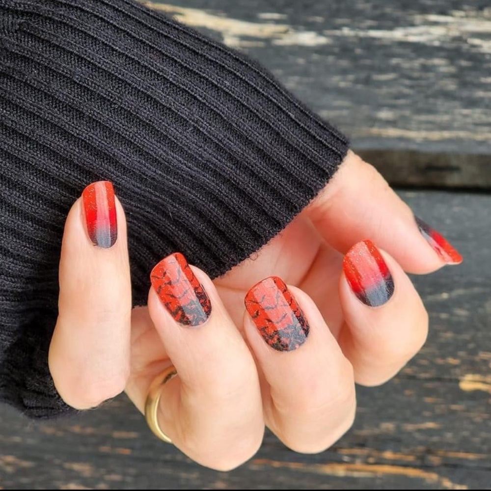 *Retired* Color Street: Do Your Fang | Halloween Black Red Orange Bats Glitter